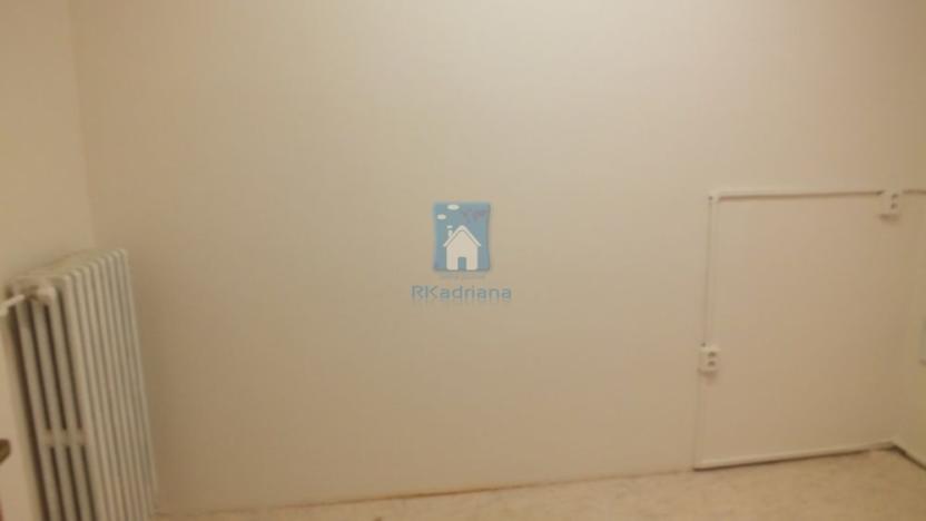 Pronájem obchodního prostoru, Plzeň, Karla Steinera, 18 m2