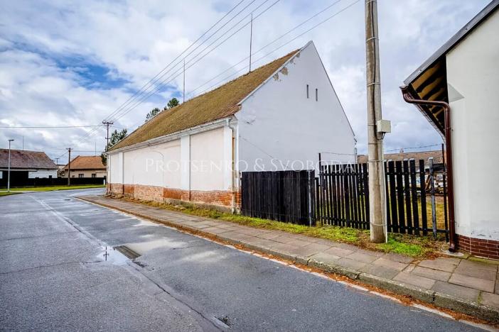 Prodej skladu, Pardubice, Žižkova, 250 m2