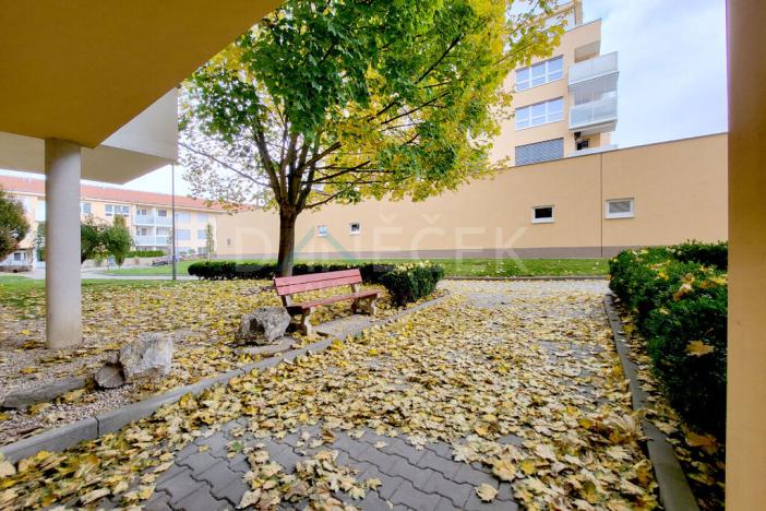 Pronájem bytu 2+kk, Brno - Líšeň, Leskauerova, 54 m2