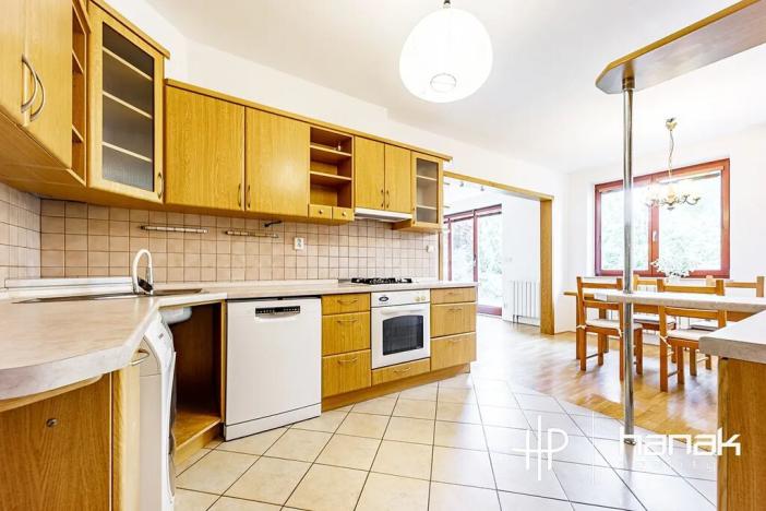 Prodej rodinného domu, Hněvotín, 240 m2