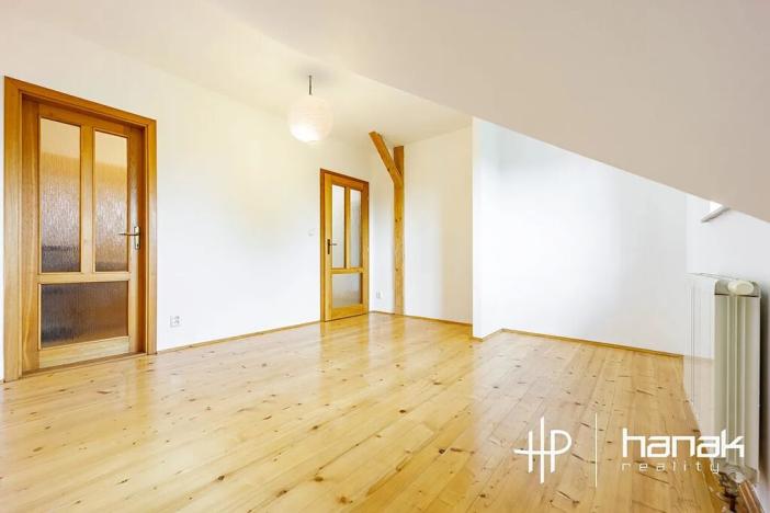 Prodej rodinného domu, Hněvotín, 240 m2