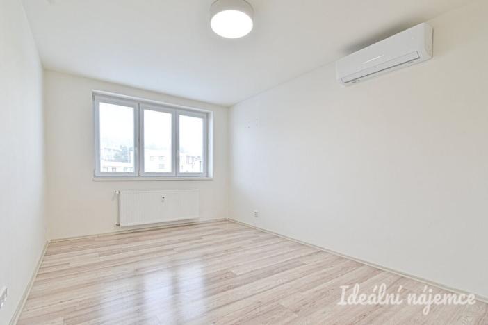 Pronájem bytu 2+kk, Brno, Kroftova, 63 m2