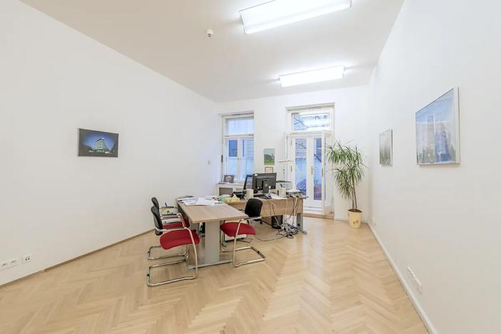 Pronájem kanceláře, Praha - Nové Město, Václavské náměstí, 400 m2