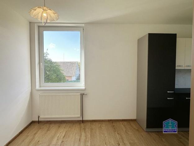 Prodej bytu 3+1, Měčín, Sadová, 84 m2