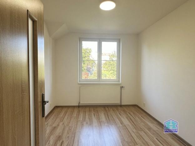 Prodej bytu 3+1, Měčín, Sadová, 84 m2