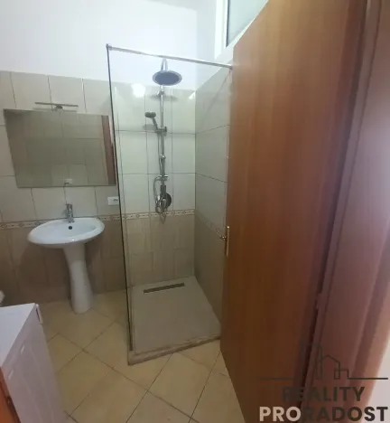 Prodej bytu 3+1, Drač,Albánie, 68 m2