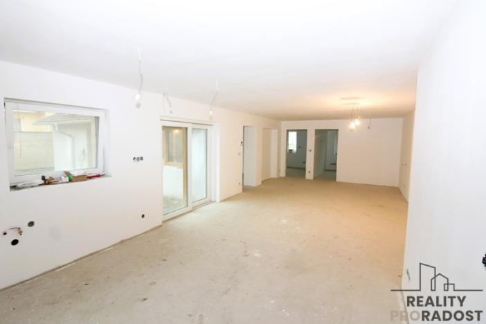 Prodej rodinného domu, Chvalovice, 213 m2