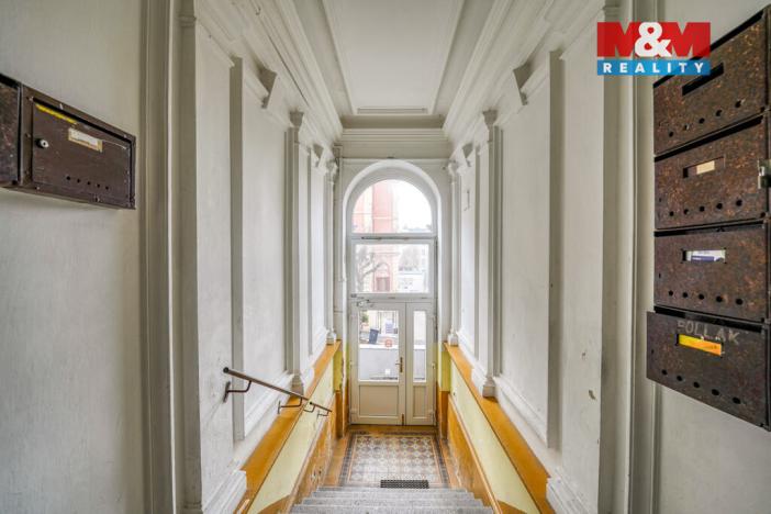 Prodej bytu 1+1, Karlovy Vary, Svahová, 50 m2