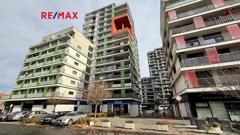 Pronájem bytu 1+kk, Praha - Malešice, Nad úžlabinou, 36 m2