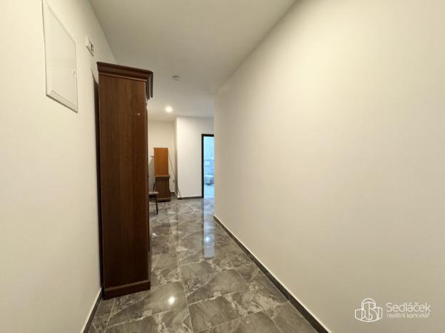 Pronájem bytu 4+1, Sokolov, Boženy Němcové, 108 m2