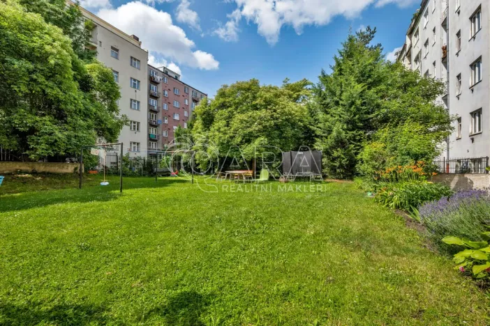 Pronájem bytu 2+kk, Praha, 60 m2