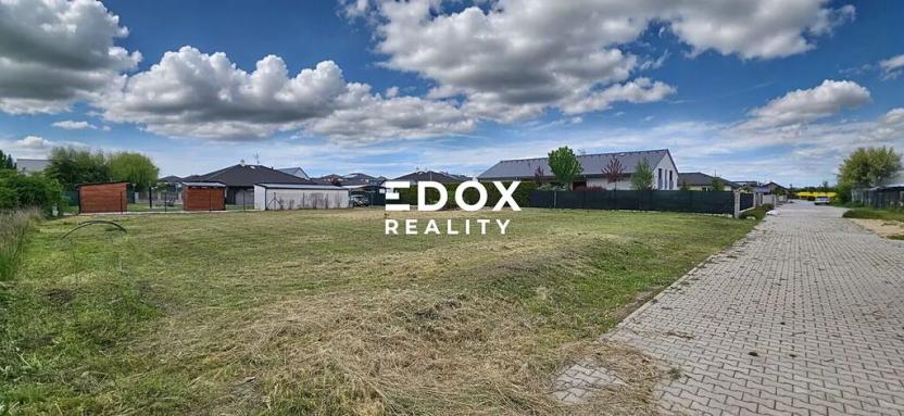 Prodej pozemku pro bydlení, Předboj, Okružní, 1038 m2