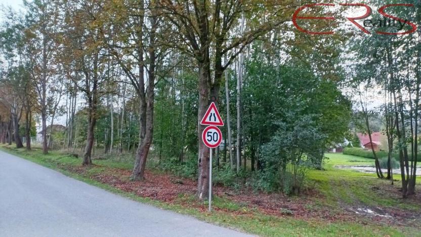 Prodej komerčního pozemku, Běleč, 945 m2