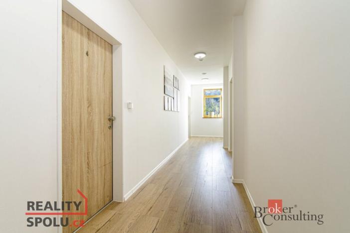 Prodej ubytování, Horní Lhota, 770 m2