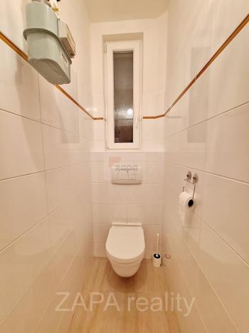 Pronájem bytu 2+1, Praha - Smíchov, Na Celné, 71 m2