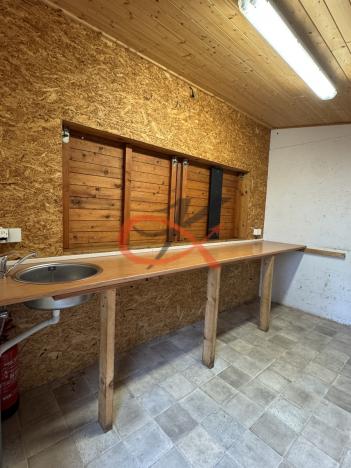 Pronájem obchodního prostoru, Rožnov pod Radhoštěm, Nerudova, 9 m2