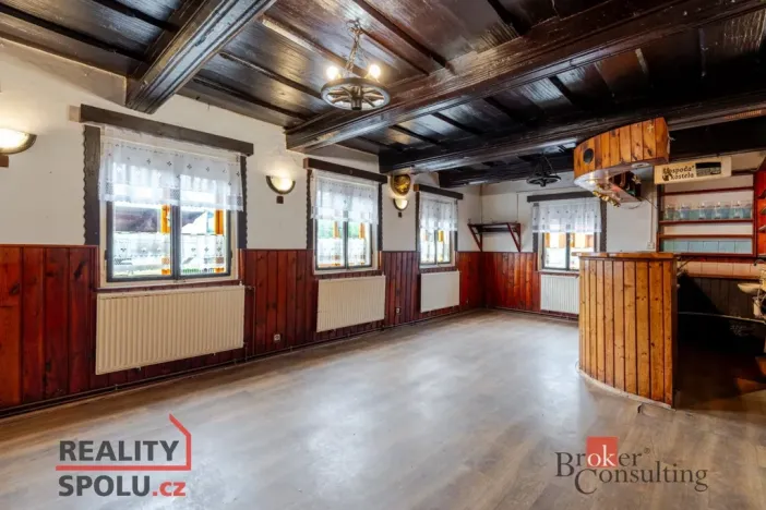 Prodej restaurace, Žandov, Kostelní, 380 m2