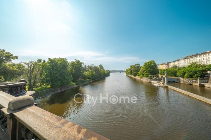 Prodej bytu 3+1, Praha - Malá Strana, Mělnická, 139 m2