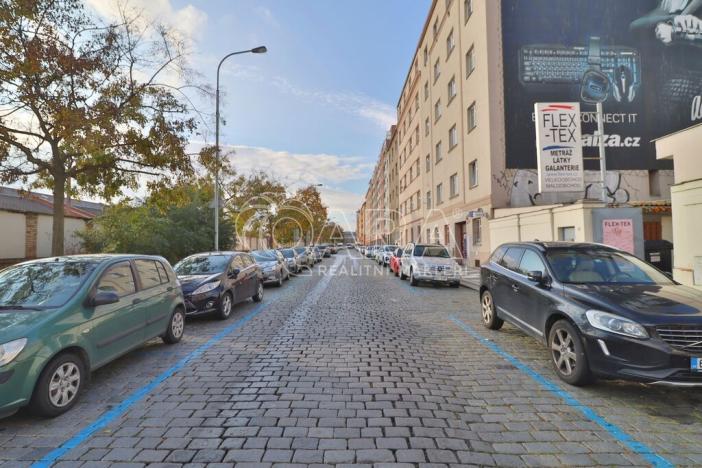 Pronájem bytu 3+1, Praha - Holešovice, Jateční, 81 m2