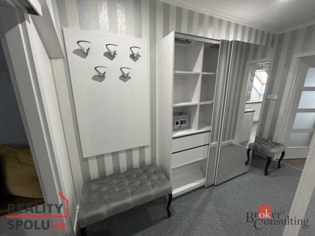 Prodej atypického bytu, Plzeň - Skvrňany, Na Pile, 469 m2