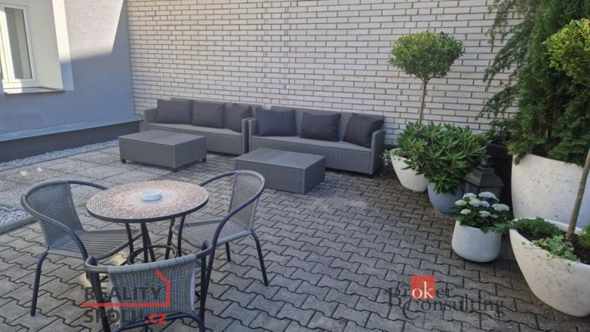 Prodej atypického bytu, Plzeň - Skvrňany, Na Pile, 469 m2