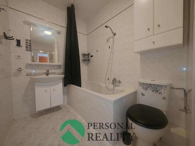 Pronájem bytu 1+1, Mariánské Lázně - Úšovice, Školní nám., 35 m2