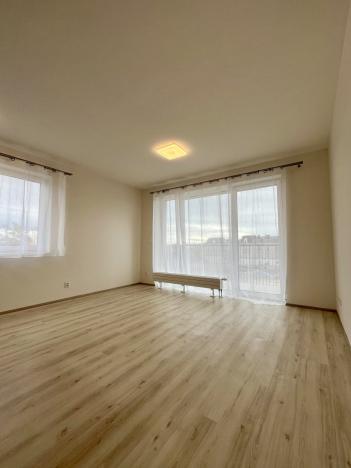 Pronájem bytu 2+kk, Opava - Předměstí, Císařského pluku, 56 m2