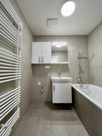 Pronájem bytu 2+kk, Opava - Předměstí, Císařského pluku, 56 m2