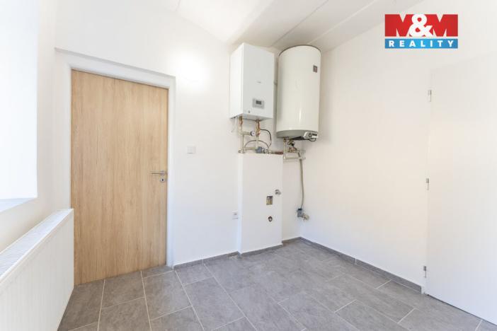 Prodej rodinného domu, Lošany - Lošánky, 186 m2