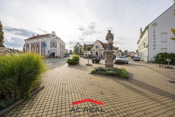 Prodej apartmánu, Lednice, Slovácká, 51 m2