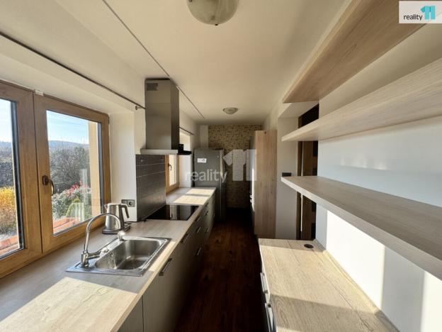 Pronájem rodinného domu, Buš, 170 m2