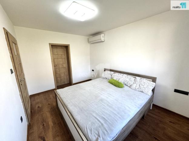 Pronájem rodinného domu, Buš, 170 m2