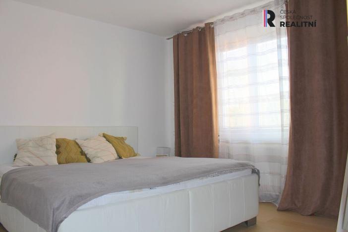 Pronájem bytu 2+kk, Karlovy Vary - Dvory, K. Kučery, 57 m2