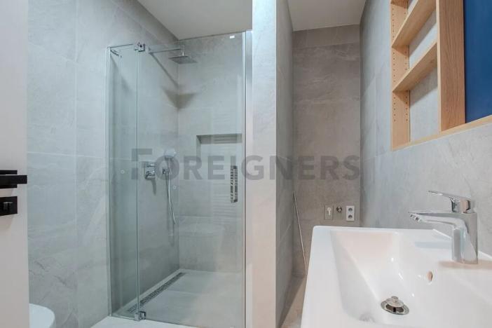 Pronájem bytu 2+kk, Praha - Libeň, Na Okrouhlíku, 52 m2