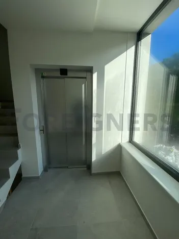 Pronájem bytu 2+kk, Praha - Libeň, Na Okrouhlíku, 52 m2