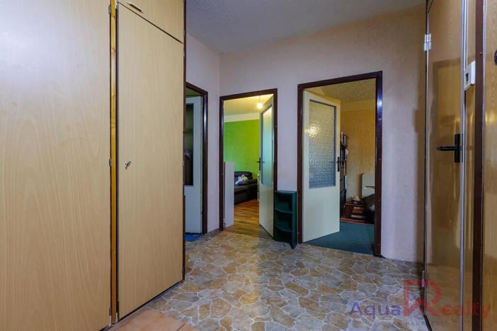 Prodej bytu 3+1, Loket, Sportovní, 72 m2