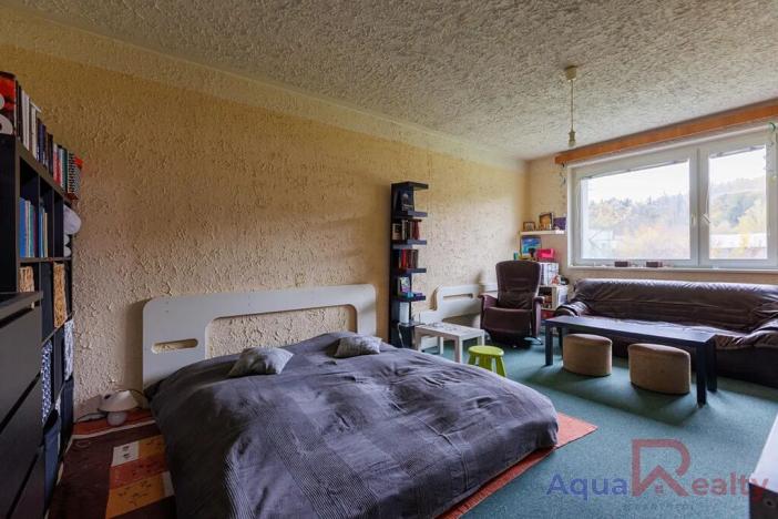 Prodej bytu 3+1, Loket, Sportovní, 72 m2