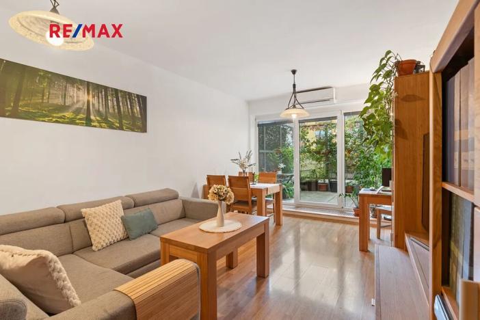 Prodej bytu 3+kk, Praha - Vysočany, Na Harfě, 61 m2