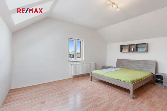 Prodej rodinného domu, Kounice, 192 m2