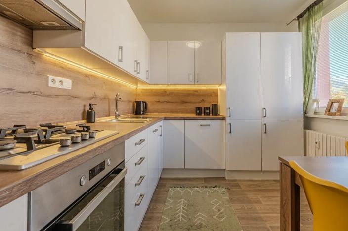 Prodej bytu 3+1, Kopřivnice, 17. listopadu, 66 m2