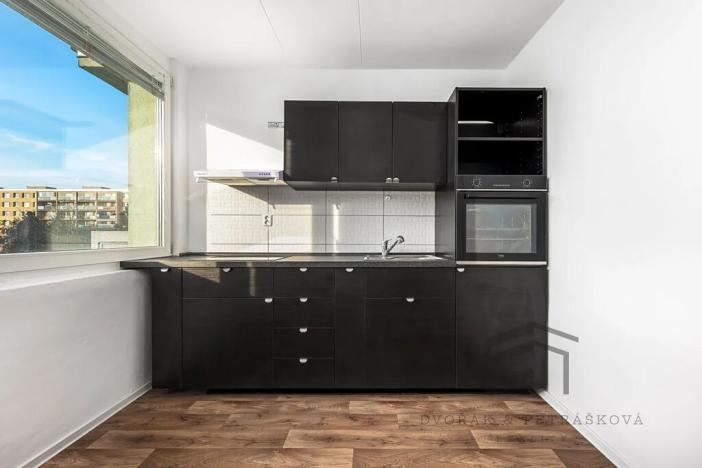 Pronájem bytu 1+1, Praha - Záběhlice, Jabloňová, 33 m2