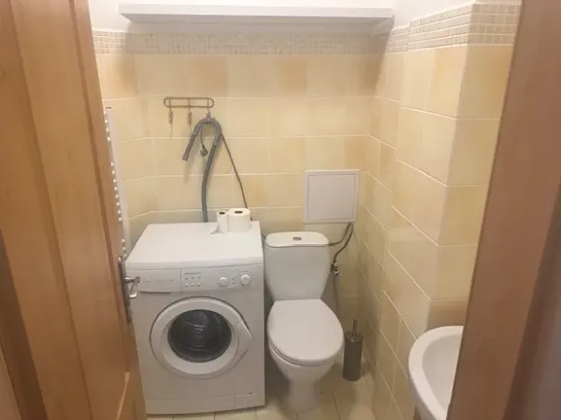 Pronájem bytu 1+kk, Kadaň, Školní, 19 m2