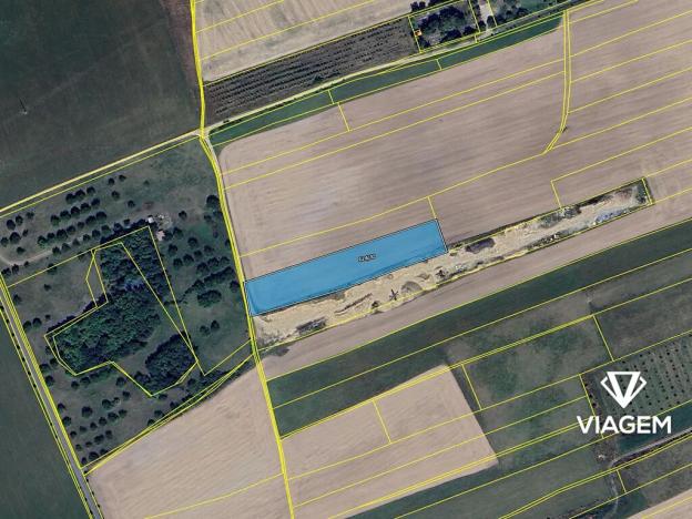 Prodej podílu pole, Líšnice, 2158 m2