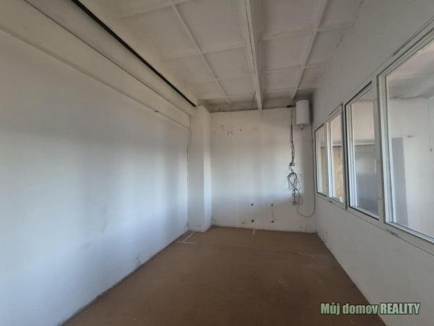 Pronájem výrobních prostor, Světice, V Zahradách, 150 m2