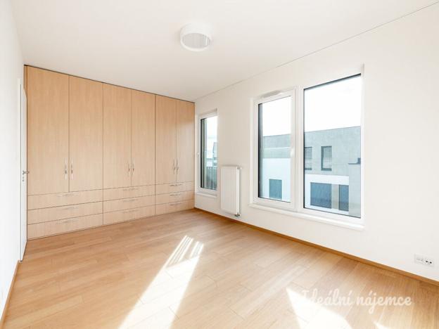 Pronájem bytu 2+kk, Praha - Žižkov, Dagmar Burešové, 63 m2