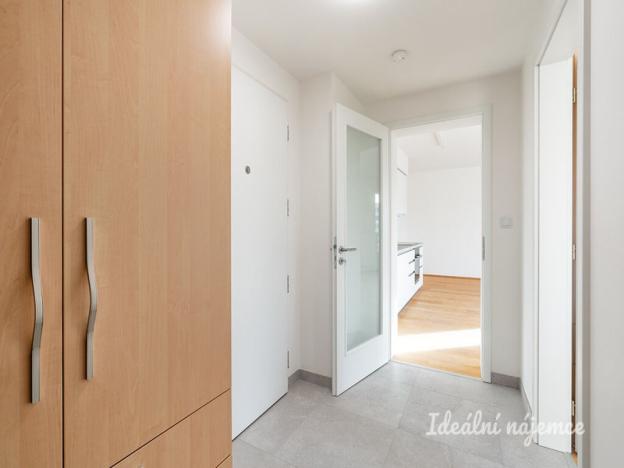 Pronájem bytu 2+kk, Praha - Žižkov, Dagmar Burešové, 63 m2