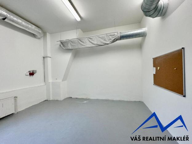 Pronájem skladu, Ostrava, Výhledy, 810 m2