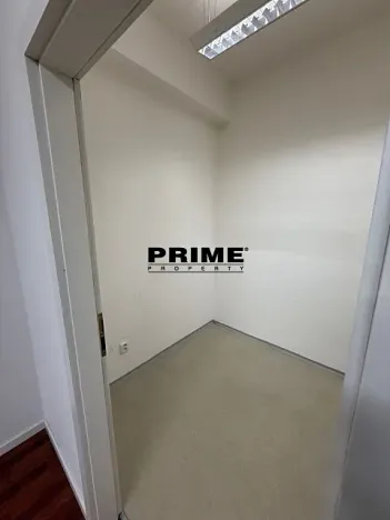 Pronájem kanceláře, Praha - Nové Město, Klimentská, 78 m2