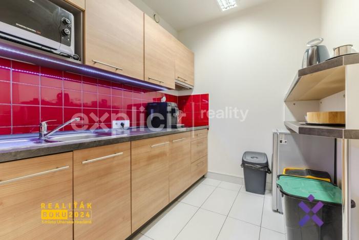 Prodej obchodního prostoru, Uherské Hradiště, Otakarova, 547 m2