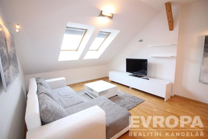 Pronájem bytu 2+kk, Praha - Braník, Ke Krči, 50 m2